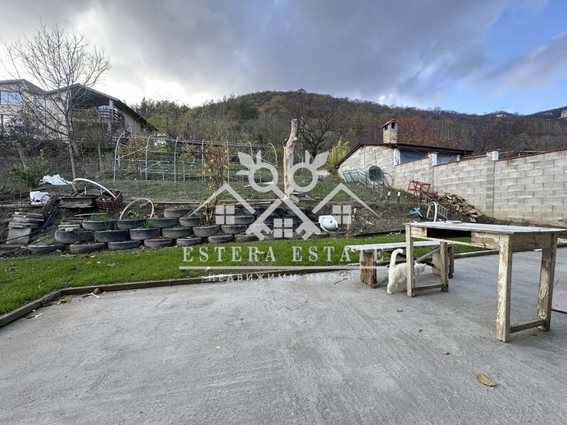 Продава КЪЩА, гр. Шумен, Дивдядово, снимка 4 - Къщи - 52650614