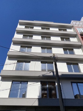 2 slaapkamers Kolchozen pazar, Varna 10