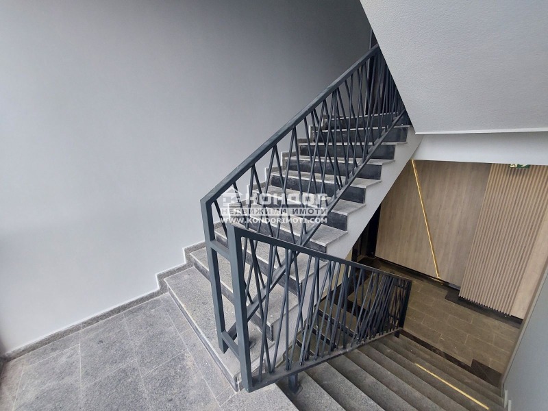 Продава 2-СТАЕН, гр. Пловдив, Остромила, снимка 3 - Апартаменти - 52934571