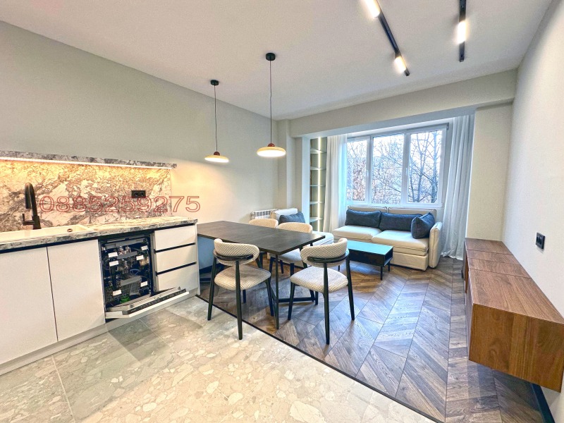 Продава 3-СТАЕН, гр. София, Гоце Делчев, снимка 3 - Апартаменти - 52990373