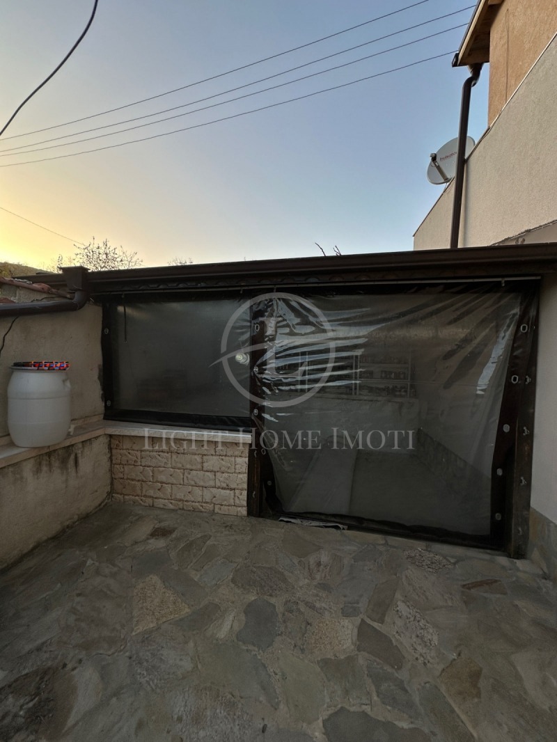 Продава КЪЩА, с. Брестник, област Пловдив, снимка 17 - Къщи - 52692699