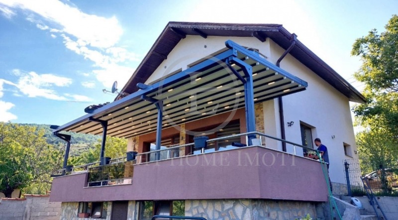 Продава КЪЩА, с. Брестник, област Пловдив, снимка 13 - Къщи - 52692699