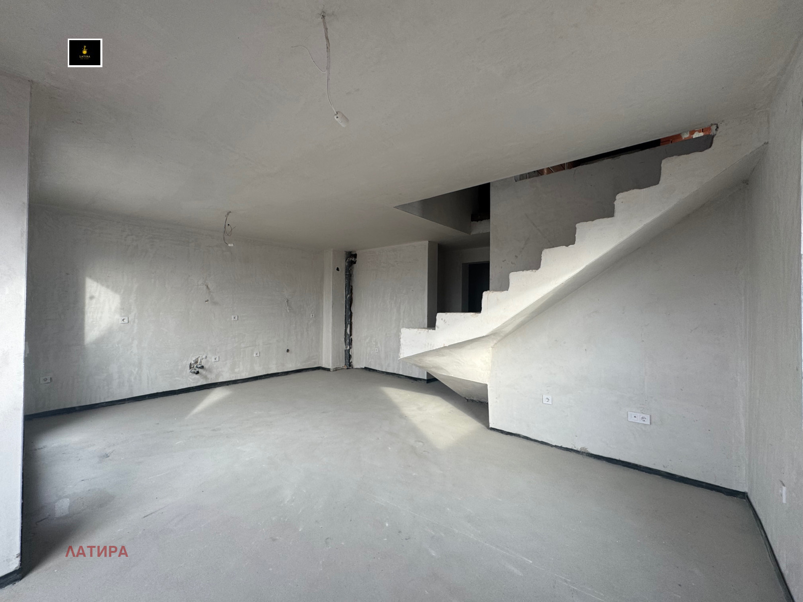 Продава МНОГОСТАЕН, гр. София, Дианабад, снимка 5 - Апартаменти - 54289830