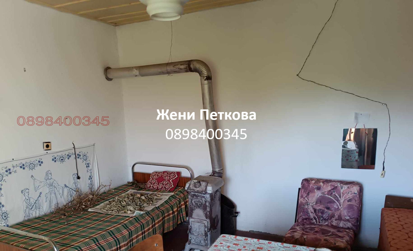 Продава КЪЩА, с. Владиня, област Ловеч, снимка 6 - Къщи - 54071762