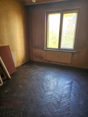 1 chambre Tsentar, Pernik 1