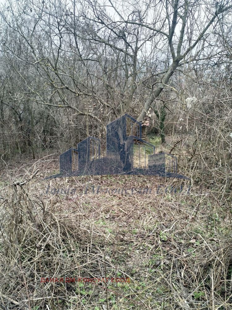 Продава ВИЛА, гр. Шумен, м-т Под Манастира, снимка 9 - Вили - 53091722