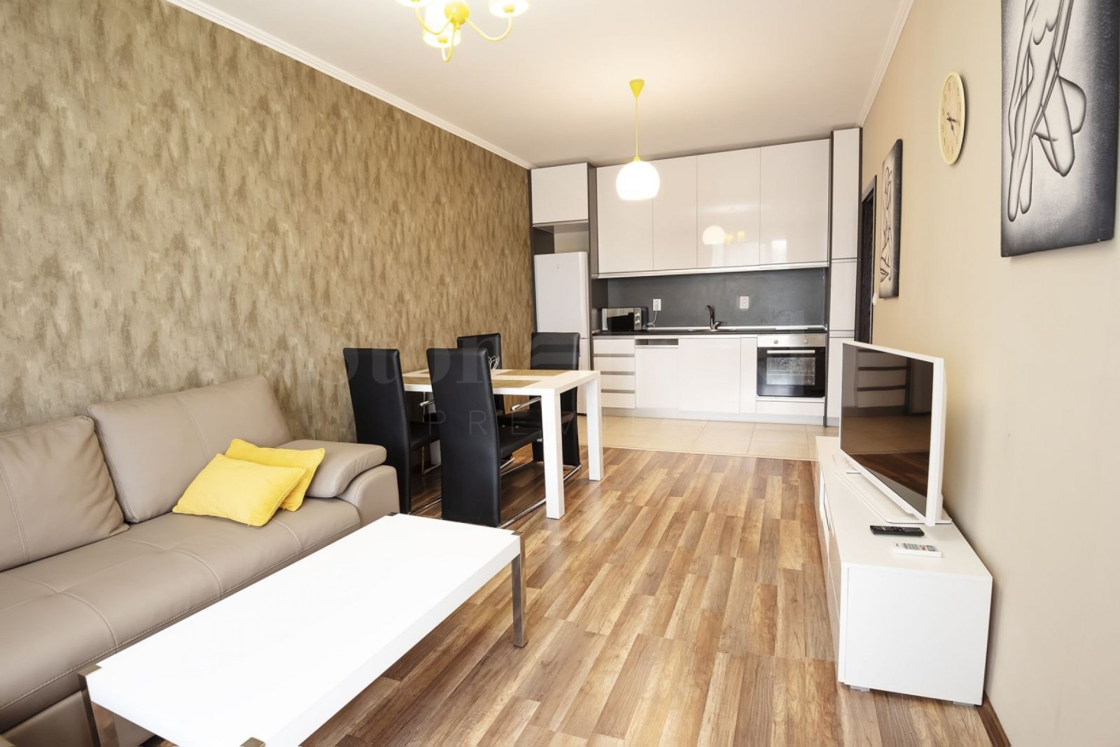 Продава 2-СТАЕН, гр. Приморско, област Бургас, снимка 2 - Апартаменти - 51594737