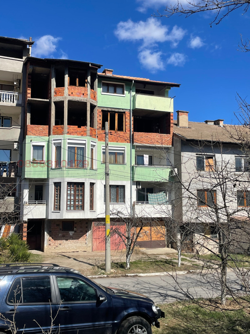 Продава МНОГОСТАЕН в град Кюстендил, Могилата - 155 кв.м / 83 500 € » 163 311.81 лв.