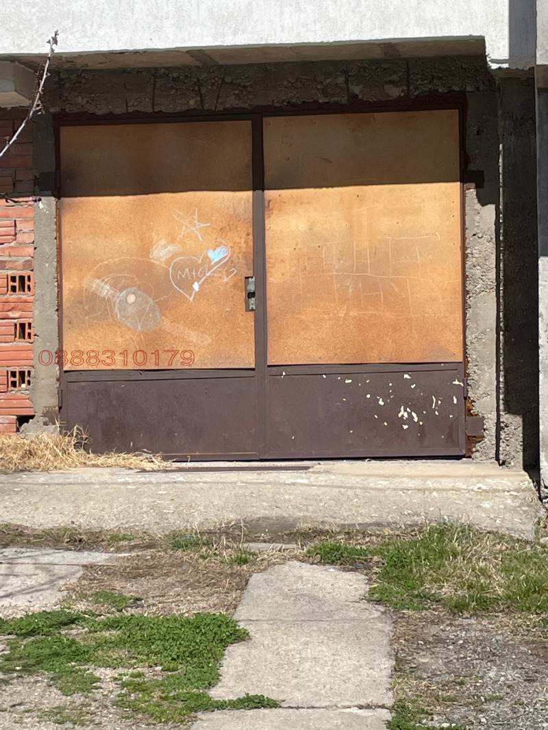 Продава МНОГОСТАЕН, гр. Кюстендил, Могилата, снимка 3 - Апартаменти - 52783885