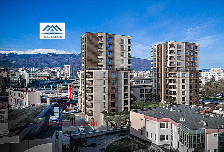 Продава МАГАЗИН, гр. София, Младост 1А, снимка 2 - Магазини - 52399243