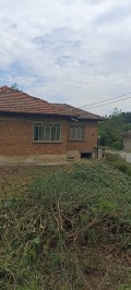 Продава КЪЩА, с. Волово, област Русе, снимка 11