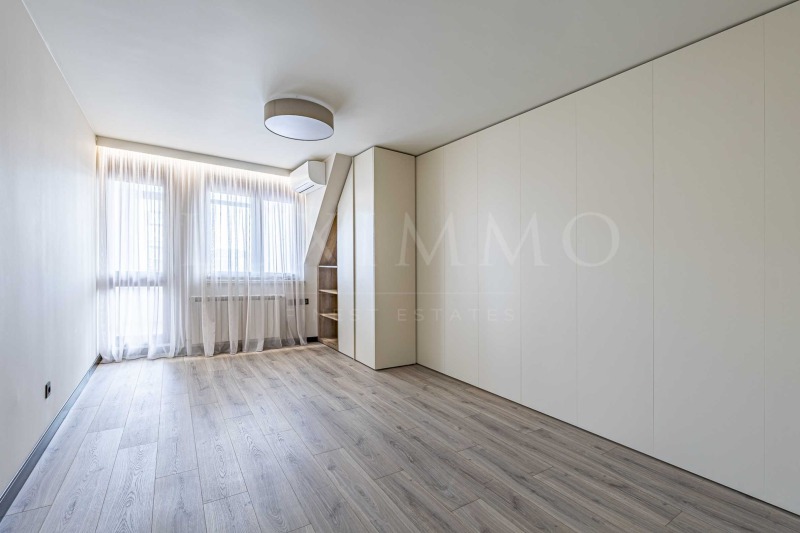 Продава 4-СТАЕН, гр. София, Център, снимка 12 - Апартаменти - 52445805