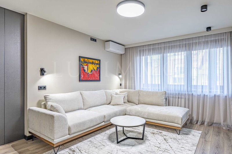 Продава 4-СТАЕН, гр. София, Център, снимка 3 - Апартаменти - 52445805