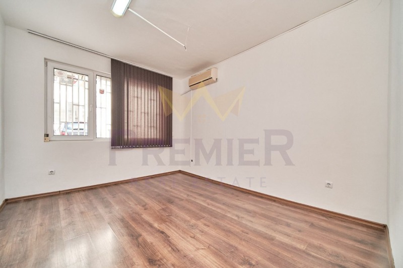 Продава 4-СТАЕН, гр. Варна, Лятно кино Тракия, снимка 12 - Апартаменти - 53332920