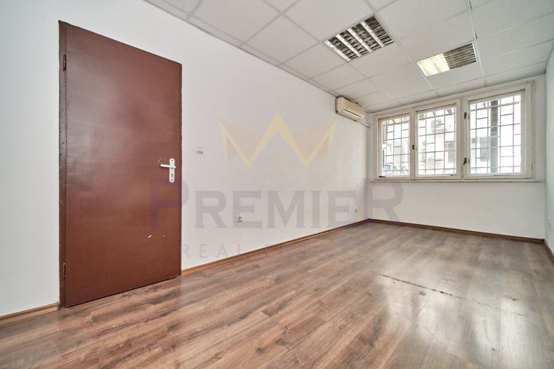 Продава 4-СТАЕН, гр. Варна, Лятно кино Тракия, снимка 13 - Апартаменти - 53332920