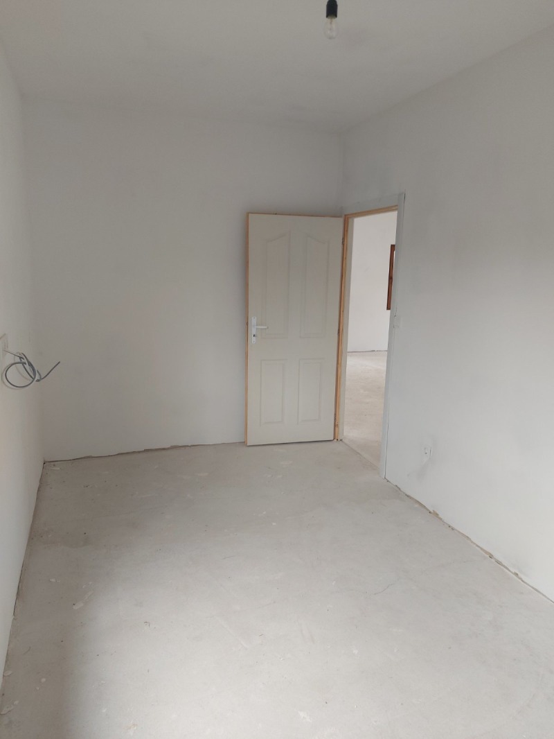 À venda  Casa região Pleven , Pelichat , 75 m² | 46868135 - imagem [7]