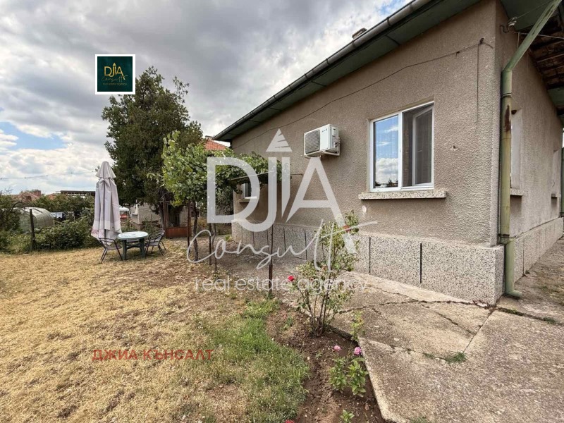 Продава  Къща, област София, с. Голяновци •  196 000 EUR • ID 35443433 — holmes.bg - [1] 