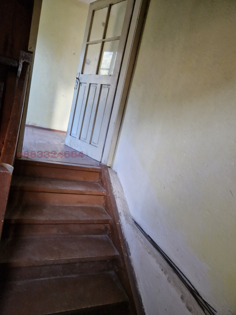 Продава КЪЩА, с. Добърско, област Благоевград, снимка 10 - Къщи - 52888051