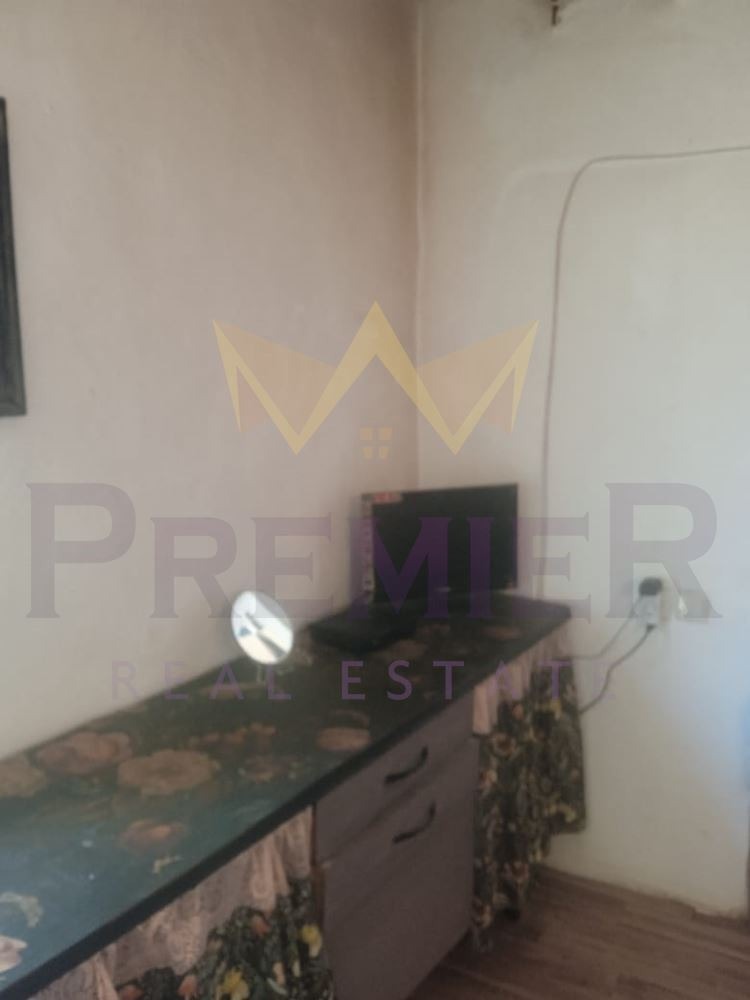 Продава КЪЩА, с. Изворово, област Добрич, снимка 14 - Къщи - 55062267