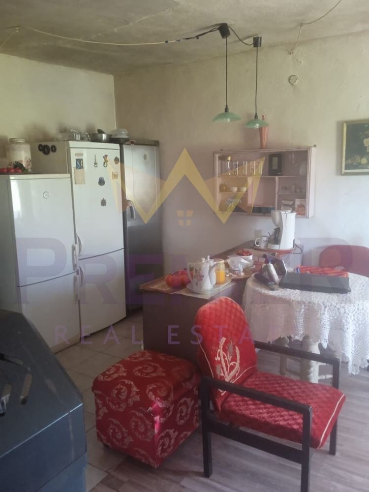 Продава КЪЩА, с. Изворово, област Добрич, снимка 6 - Къщи - 55062267