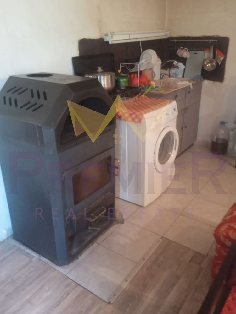 Продава КЪЩА, с. Изворово, област Добрич, снимка 15 - Къщи - 55062267
