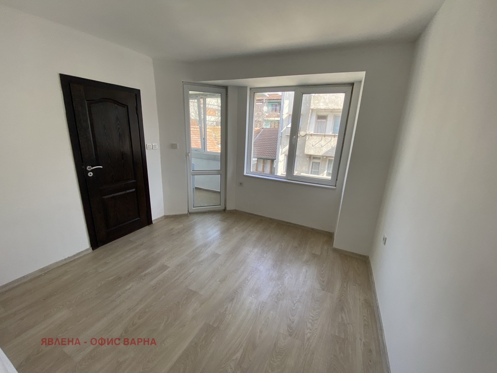 Продава 2-СТАЕН, гр. Варна, Зимно кино Тракия, снимка 3 - Апартаменти - 53994063