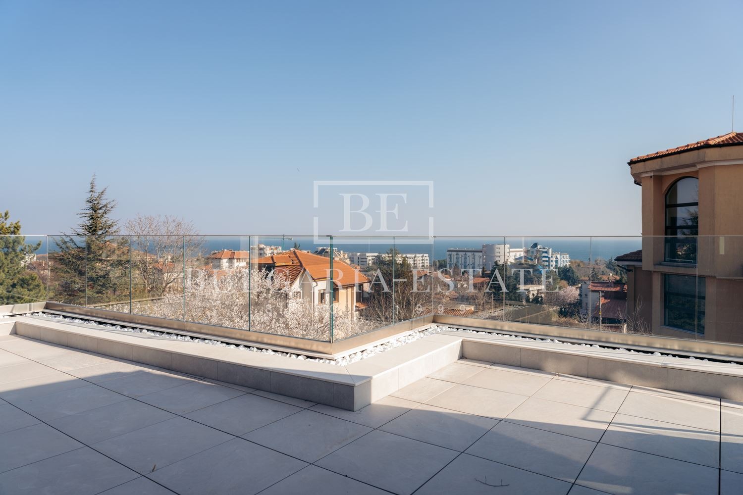 Продава 3-СТАЕН, гр. Варна, м-т Долна Трака, снимка 2 - Апартаменти - 54876265