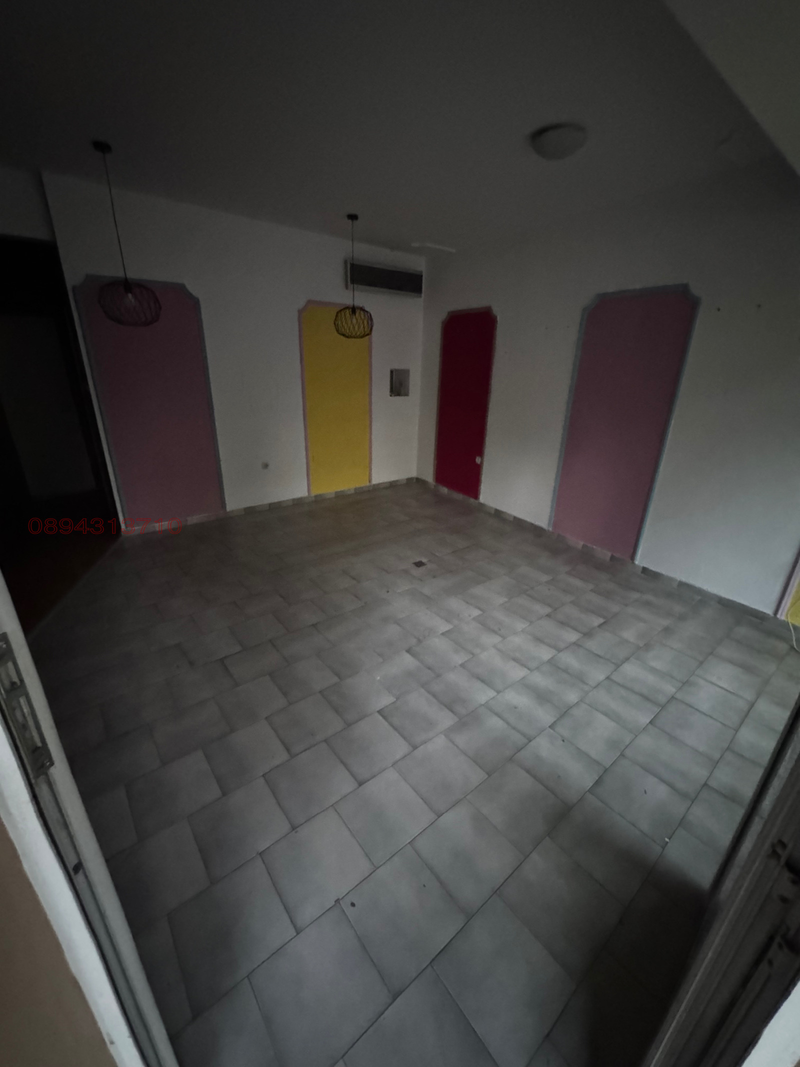 Продава МАГАЗИН, гр. Пловдив, Център, снимка 2 - Магазини - 55415963