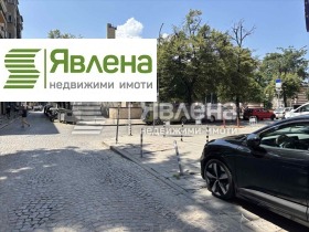 Baari; Kahvila Tsentar, Sofia