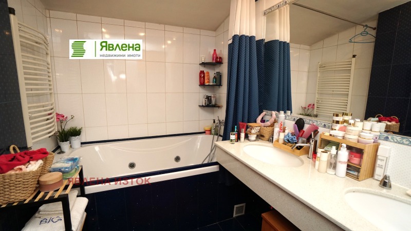 Eladó  2 hálószobás Sofia , Krasno selo , 137 négyzetméter | 48172295 - kép [11]