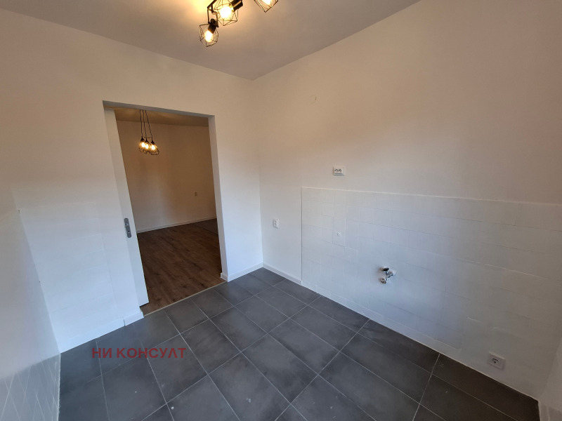 Na prodej  2 ložnice Sofia , Banišora , 76 m2 | 29032039 - obraz [12]