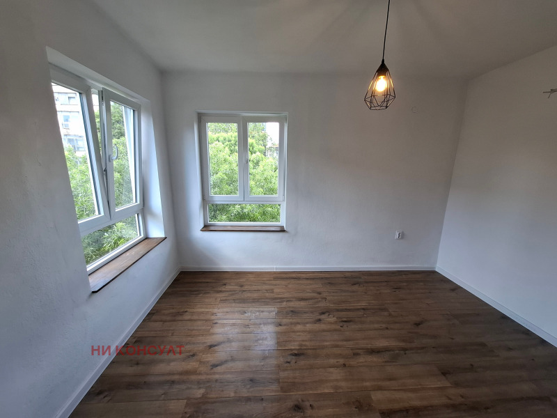 Na prodej  2 ložnice Sofia , Banišora , 76 m2 | 29032039 - obraz [10]