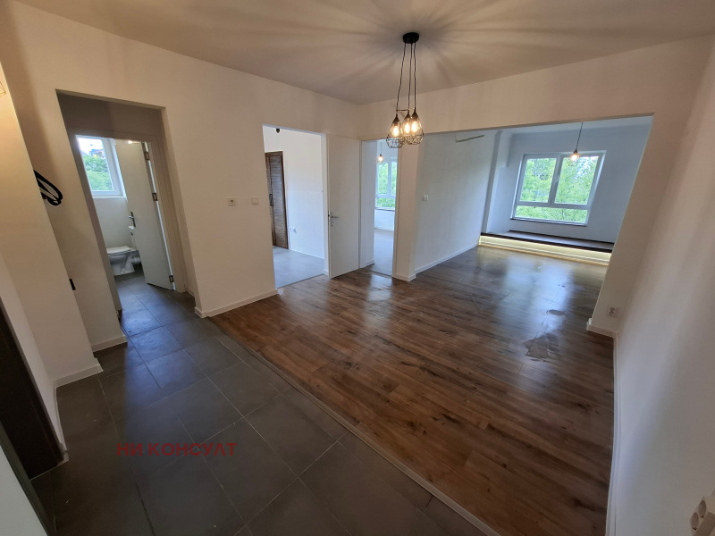 Na prodej  2 ložnice Sofia , Banišora , 76 m2 | 29032039 - obraz [2]