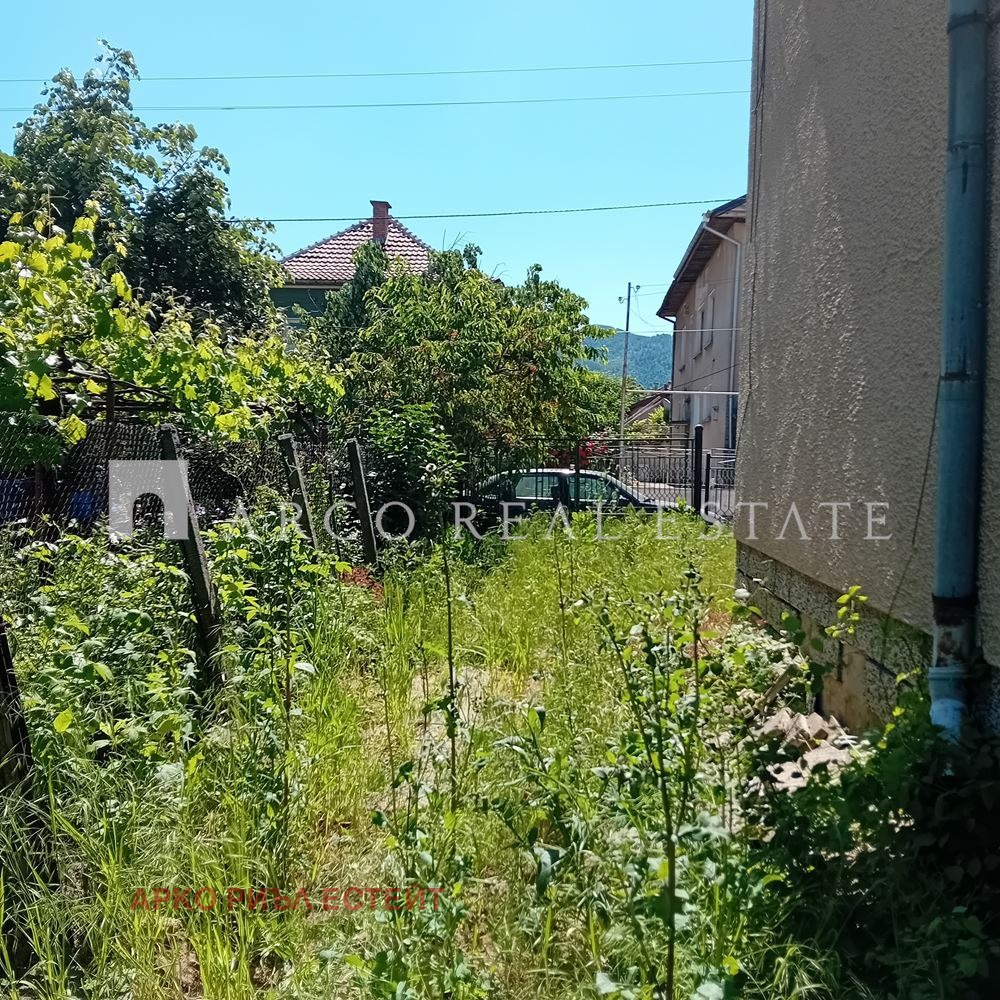 Продава ЕТАЖ ОТ КЪЩА, гр. Вършец, област Монтана, снимка 10 - Етаж от къща - 55661489