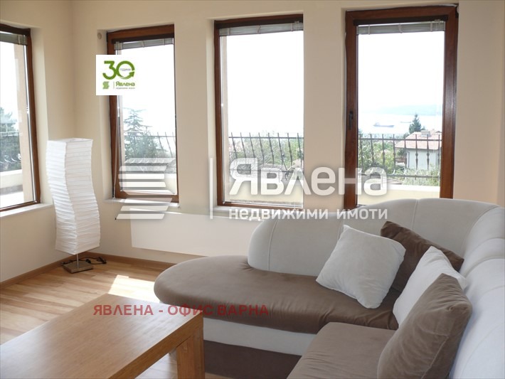 Продава 3-СТАЕН, гр. Варна, м-т Долна Трака, снимка 2 - Aпартаменти - 49157755