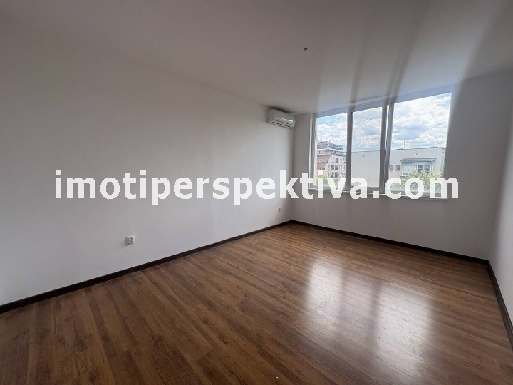 Продава 3-СТАЕН, гр. Пловдив, Кючук Париж