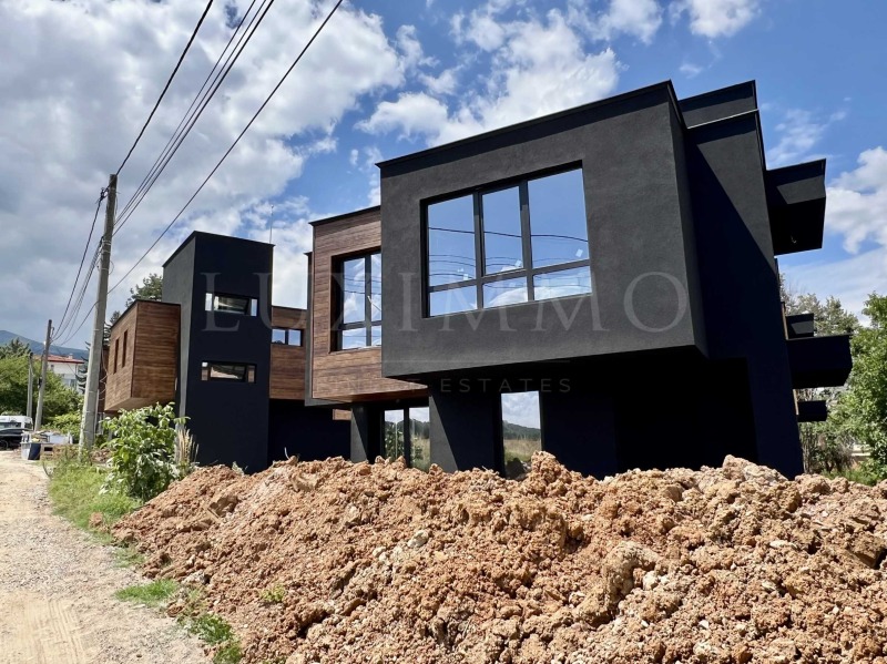 Продава КЪЩА, гр. София, м-т Камбаните, снимка 12 - Къщи - 53596285