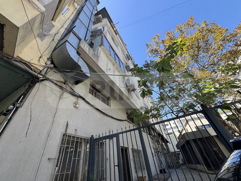 Продава  Заведение град Варна , Център , 208 кв.м | 33388213 - изображение [8]