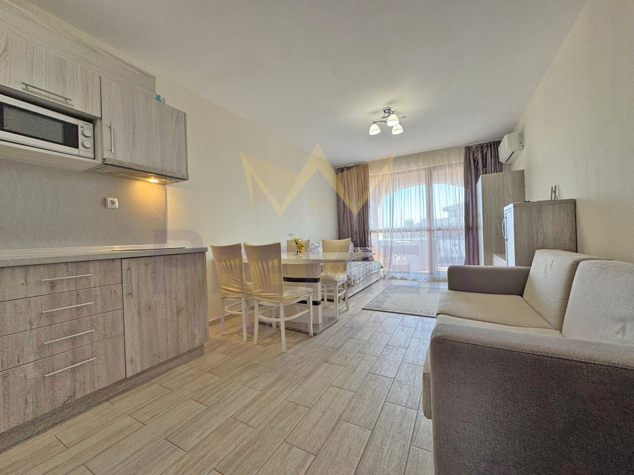 Продава  2-стаен област Бургас , к.к. Слънчев бряг , 60 кв.м | 67453129