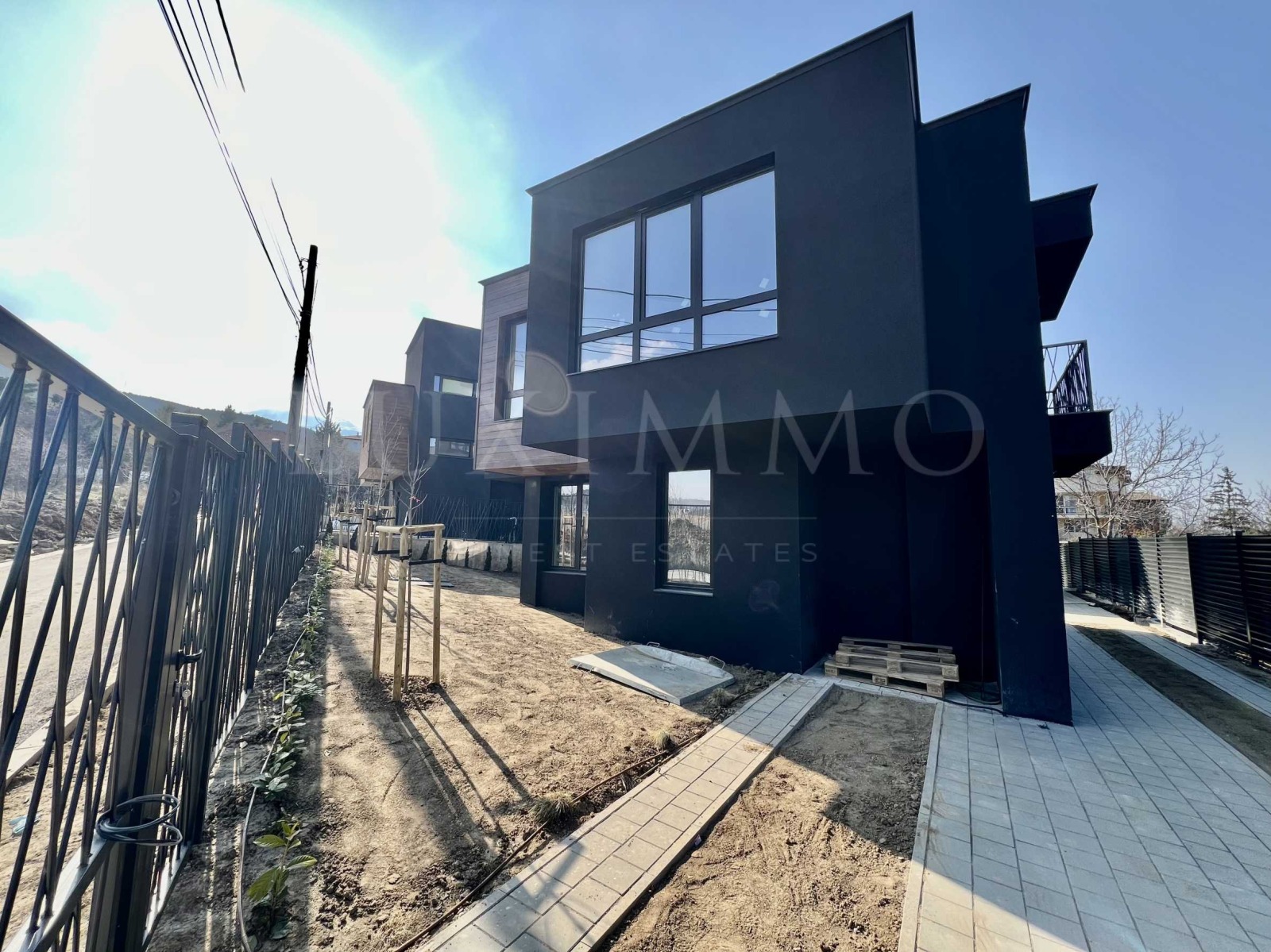 Продава КЪЩА, гр. София, м-т Камбаните, снимка 3 - Къщи - 53596285