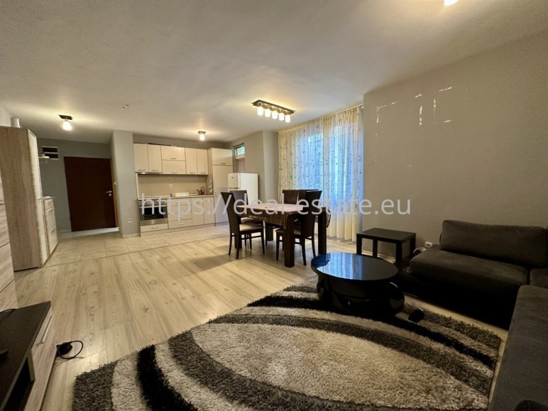 Продава  3-стаен град Благоевград , Широк център , 93 кв.м | 27446971 - изображение [2]