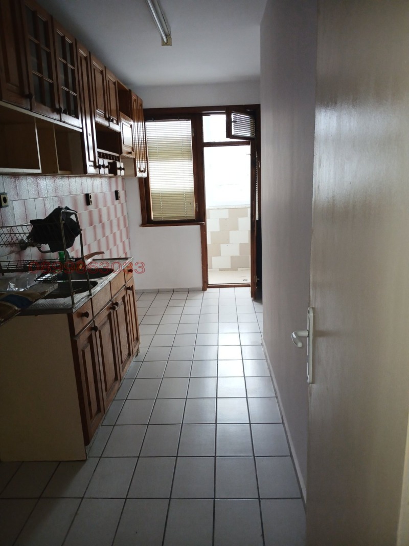 Продава  3-стаен град Варна , Младост 1 , 109 кв.м | 49835435 - изображение [15]