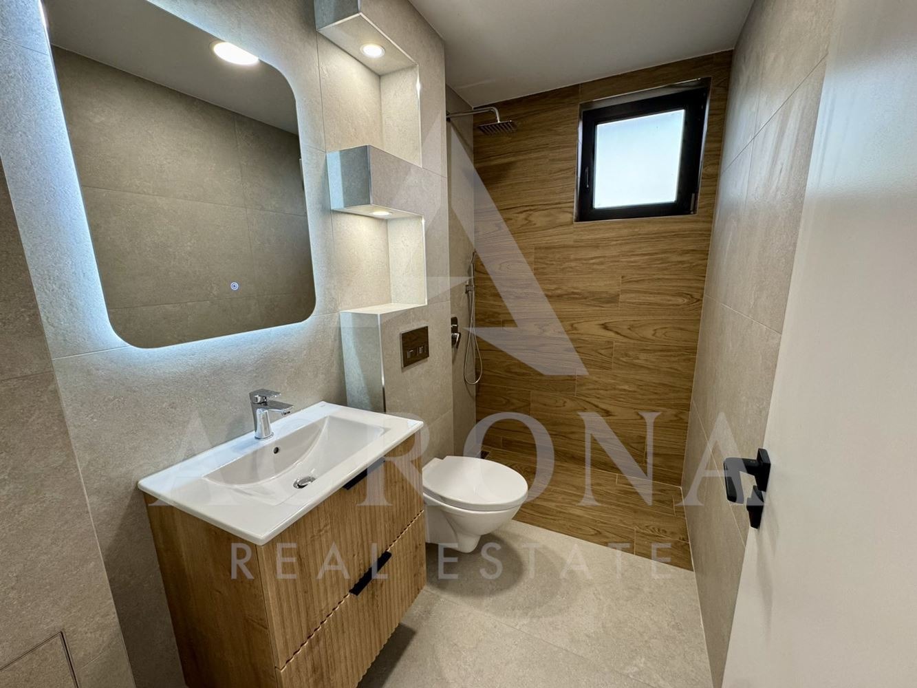 Продава 2-СТАЕН, гр. Пловдив, Остромила, снимка 8 - Апартаменти - 54878204