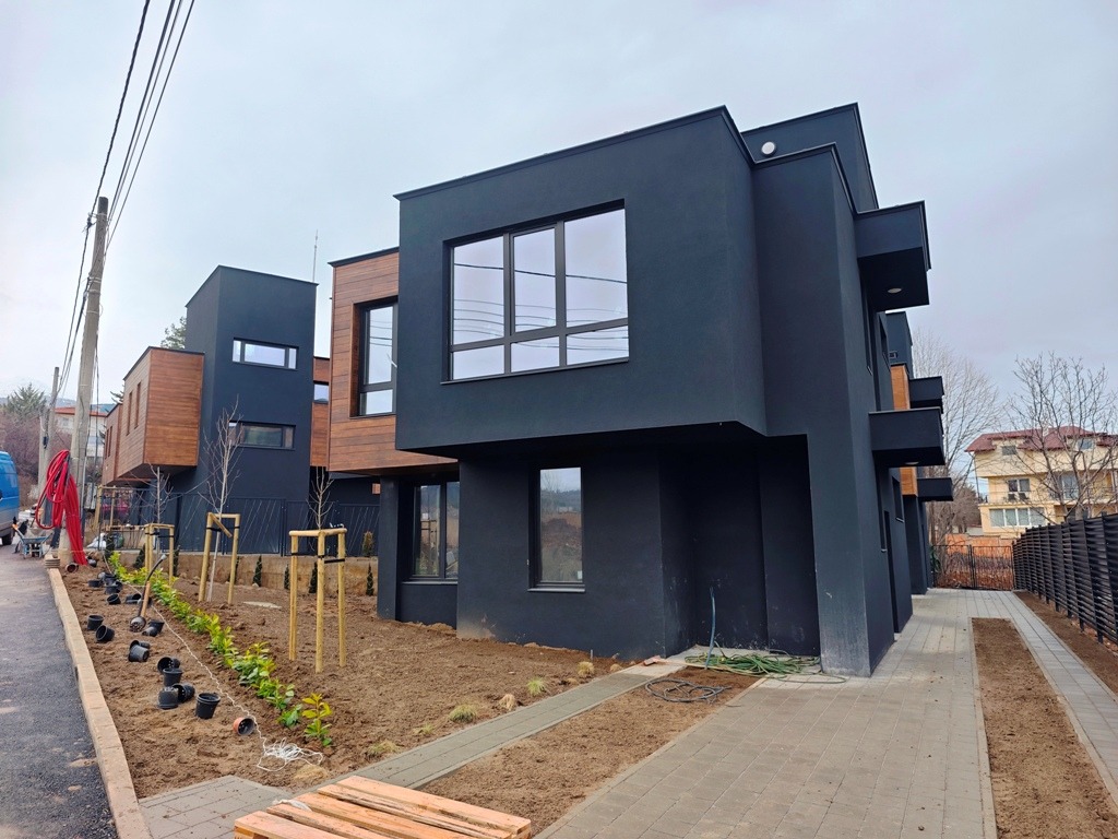 Продава КЪЩА, гр. София, м-т Камбаните, снимка 2 - Къщи - 53593592