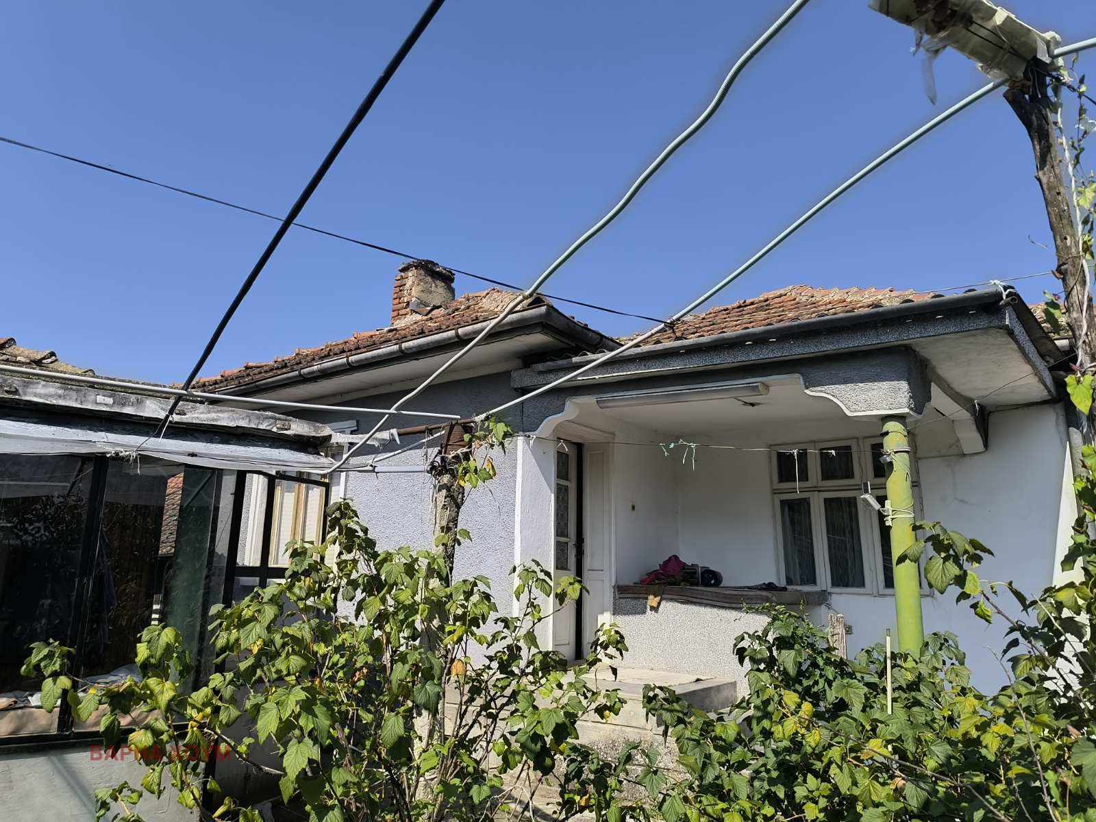 Продава КЪЩА, с. Горен чифлик, област Варна, снимка 3 - Къщи - 55374384
