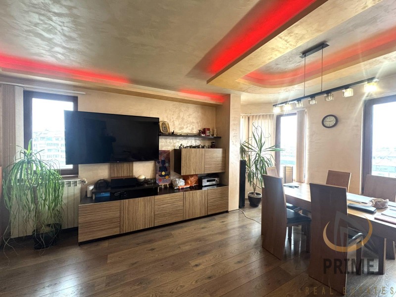 Продава МНОГОСТАЕН в град Бургас, Възраждане - 168 кв.м / 540 000 € » 1 056 148.20 лв., ПРАЙМ РИЪЛ ЕСТЕЙТС ЕООД