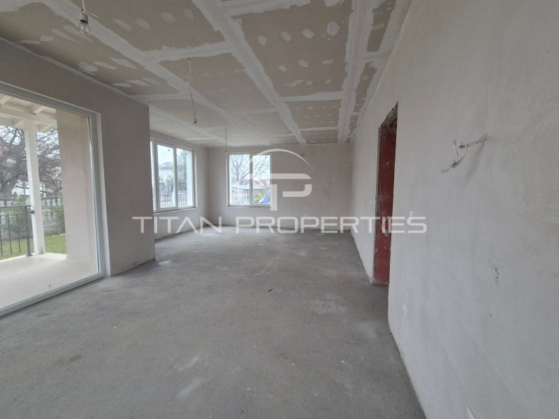 Продава КЪЩА, гр. Пловдив, Коматево, снимка 3 - Къщи - 53521744