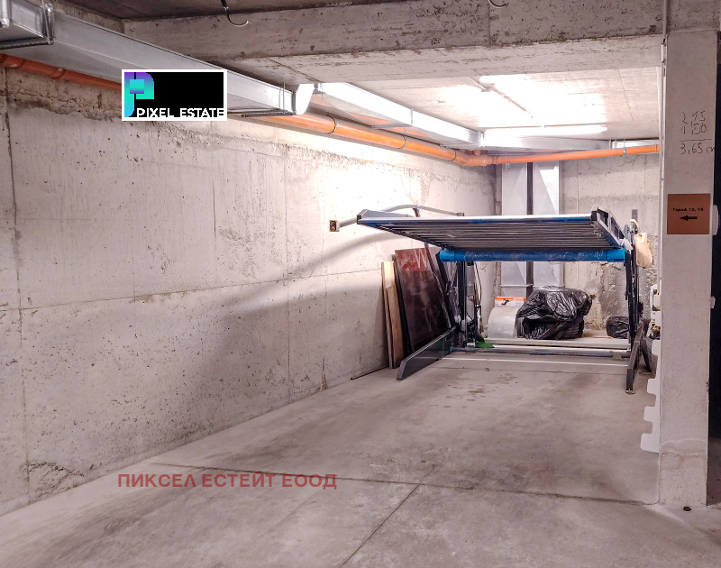 Продава ГАРАЖ, ПАРКОМЯСТО, гр. София, Център, снимка 6 - Гаражи и паркоместа - 53448665