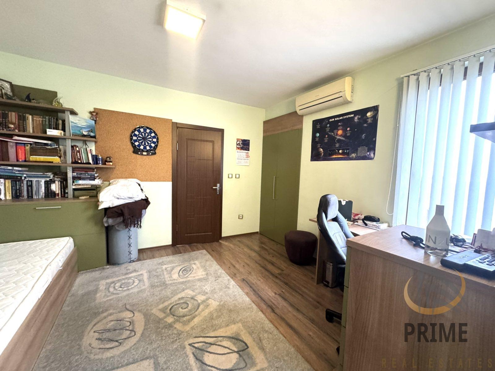 Продава МНОГОСТАЕН, гр. Бургас, Възраждане, снимка 15 - Апартаменти - 54029014