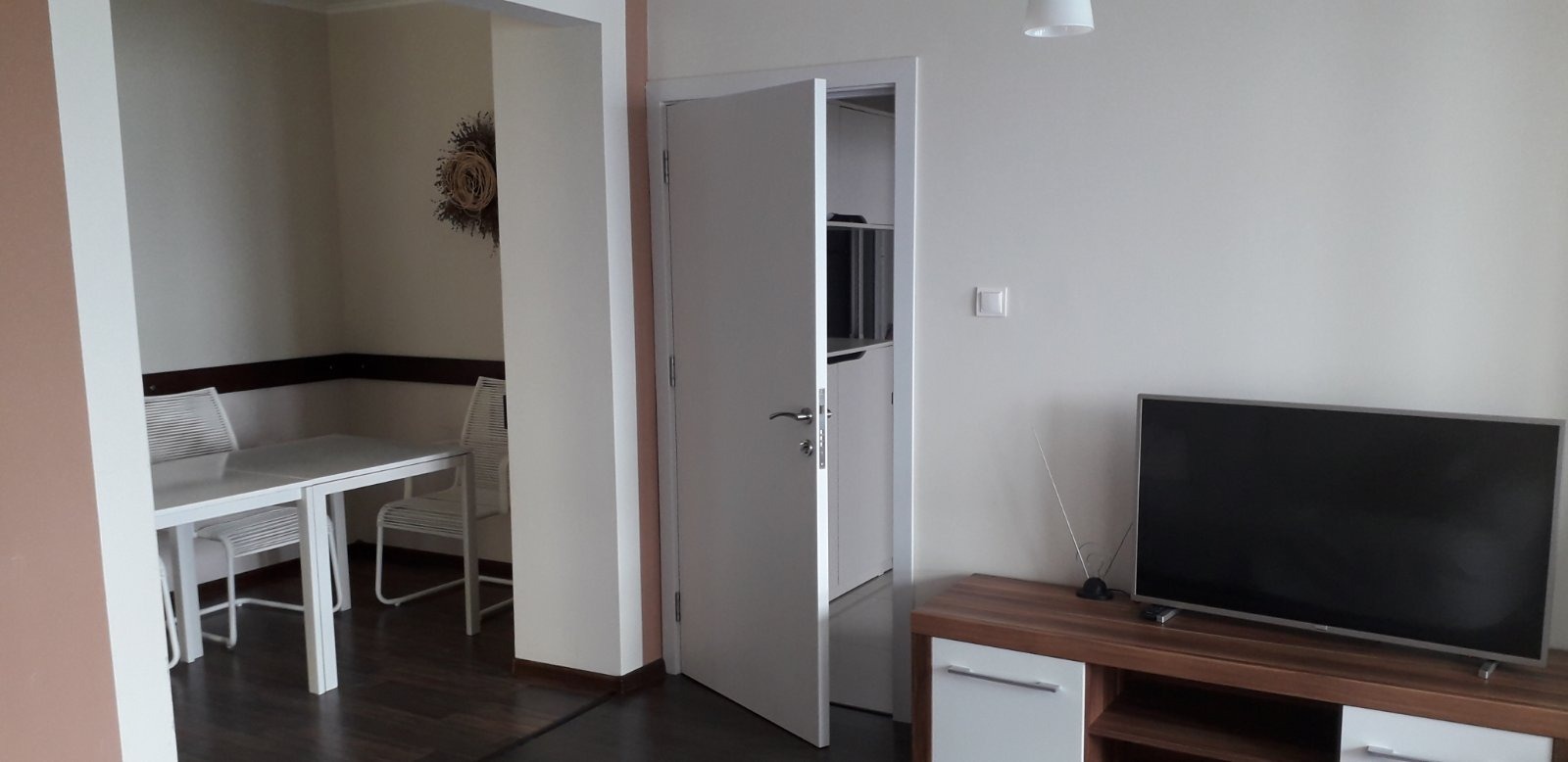 Продава МНОГОСТАЕН, гр. Поморие, област Бургас, снимка 6 - Апартаменти - 54145965